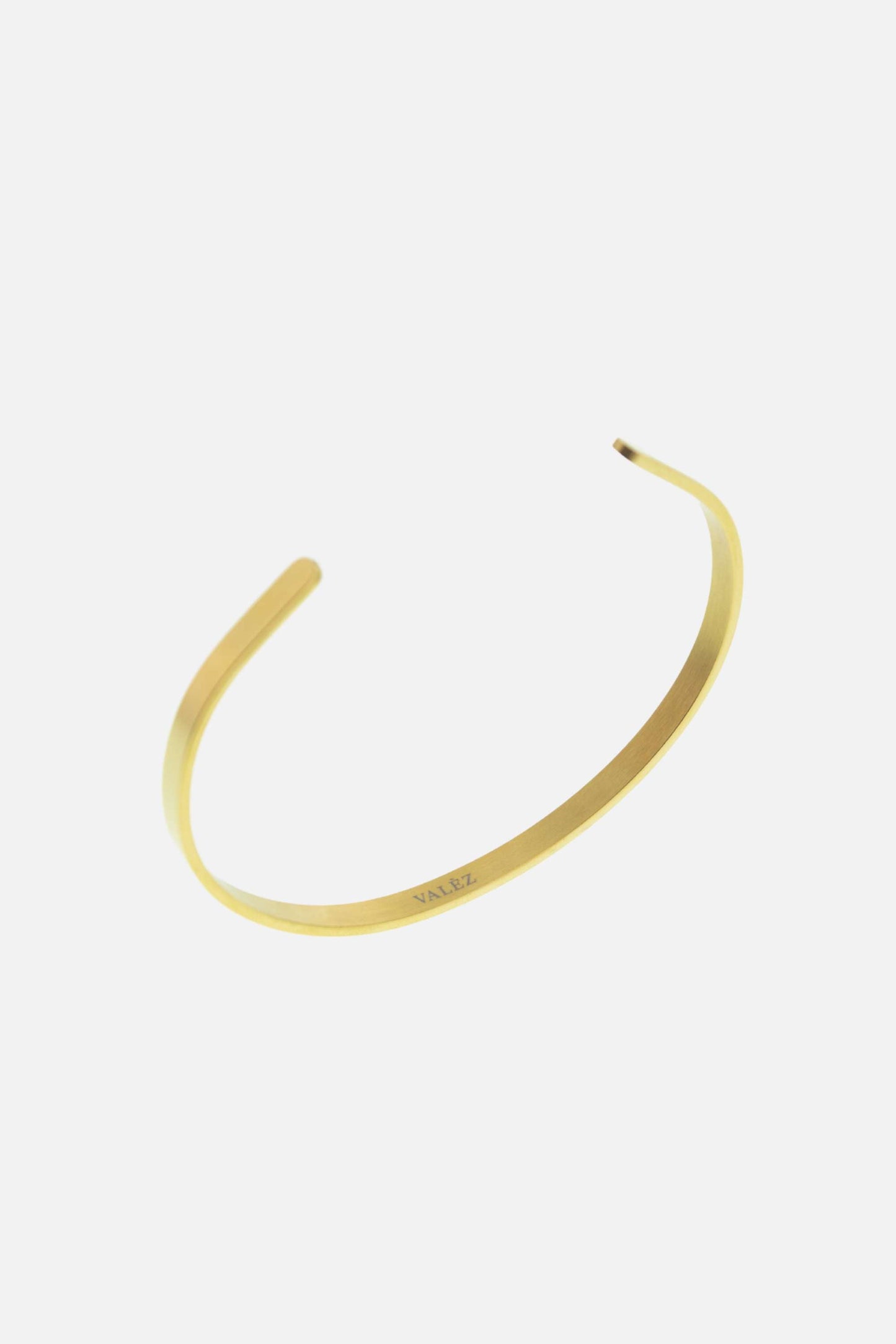 CUFF BRACELET