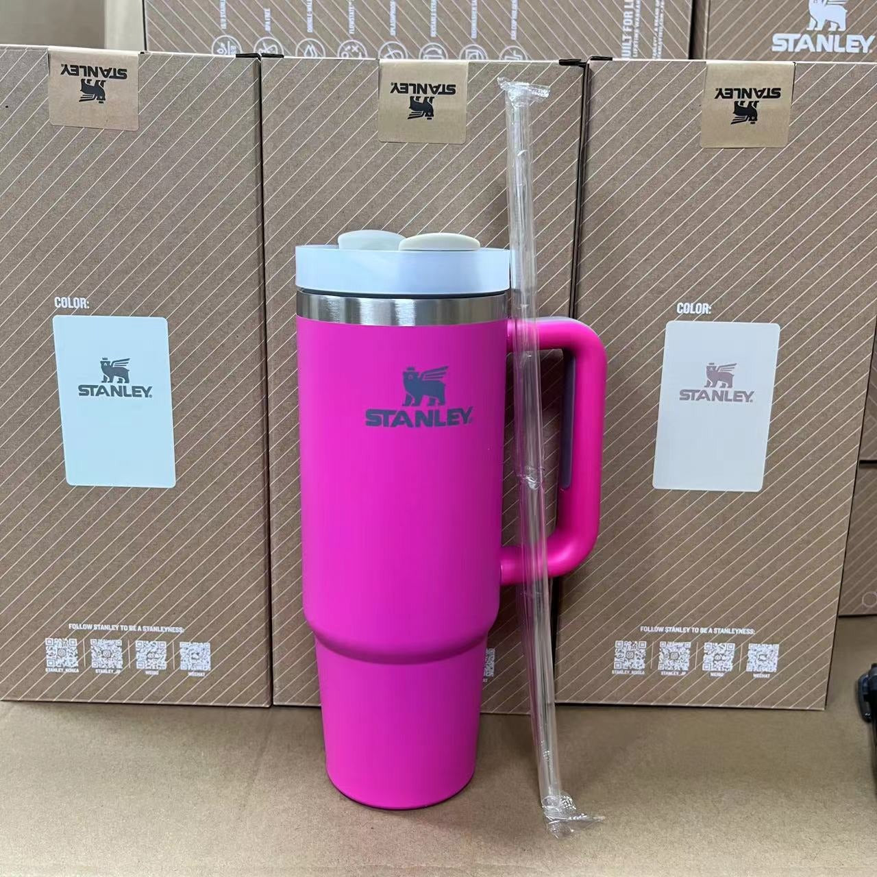 Stanley Becher mit Griff, Strohhalmdeckel, Edelstahl, 30 oz, vakuumisolierter Autobecher, doppelwandiger Thermobecher für unterwegs 