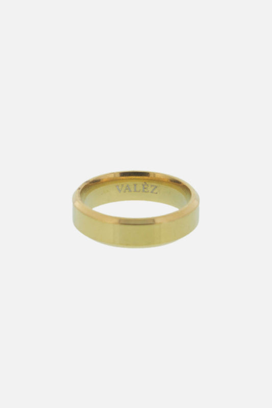 CLASSIC RING