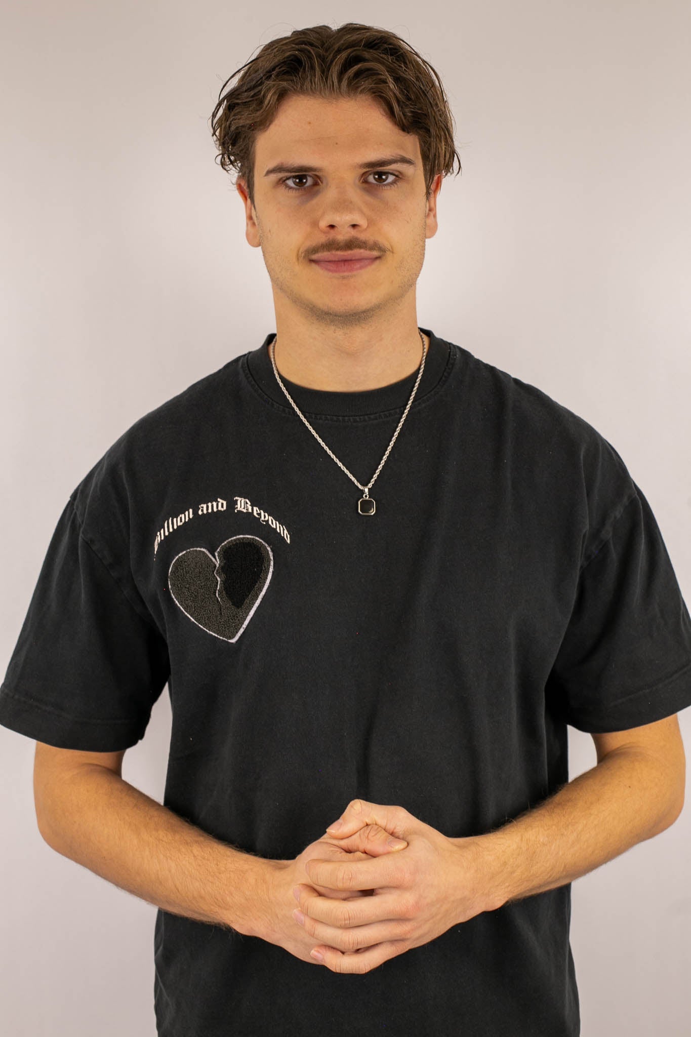 ONYX CHAIN