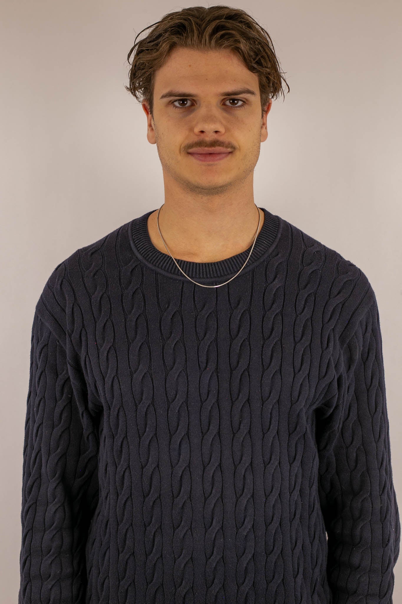 SQUARE CHAIN