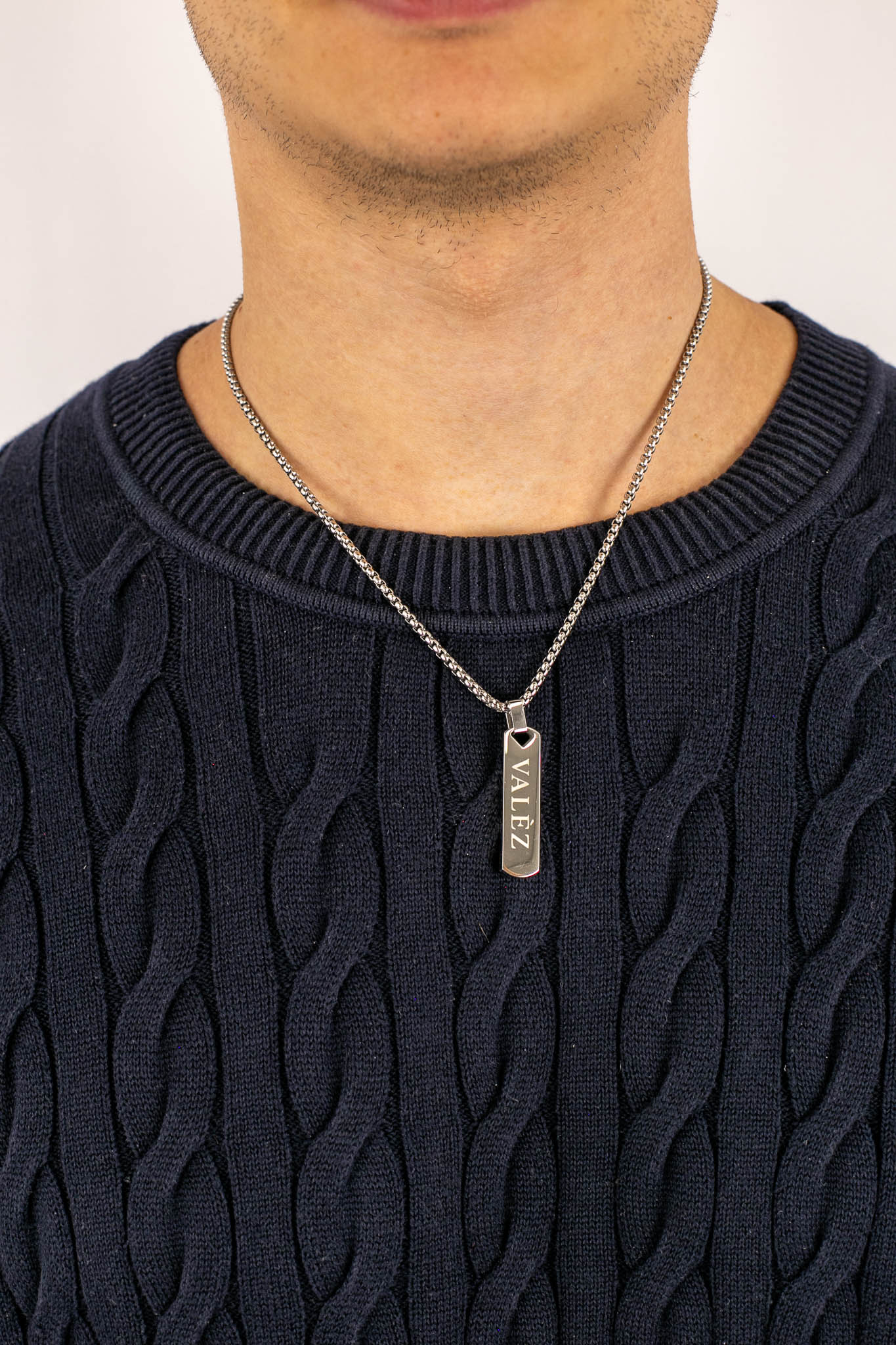 VALÈZ CHAIN