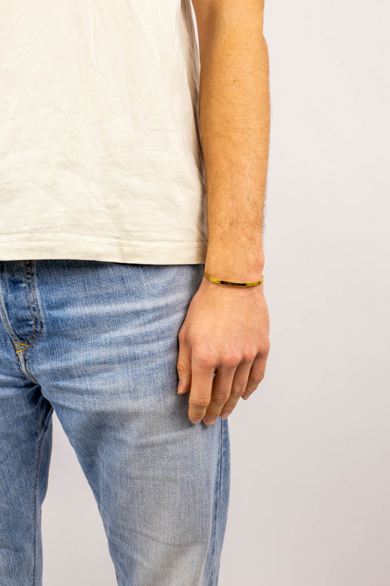 CUFF BRACELET