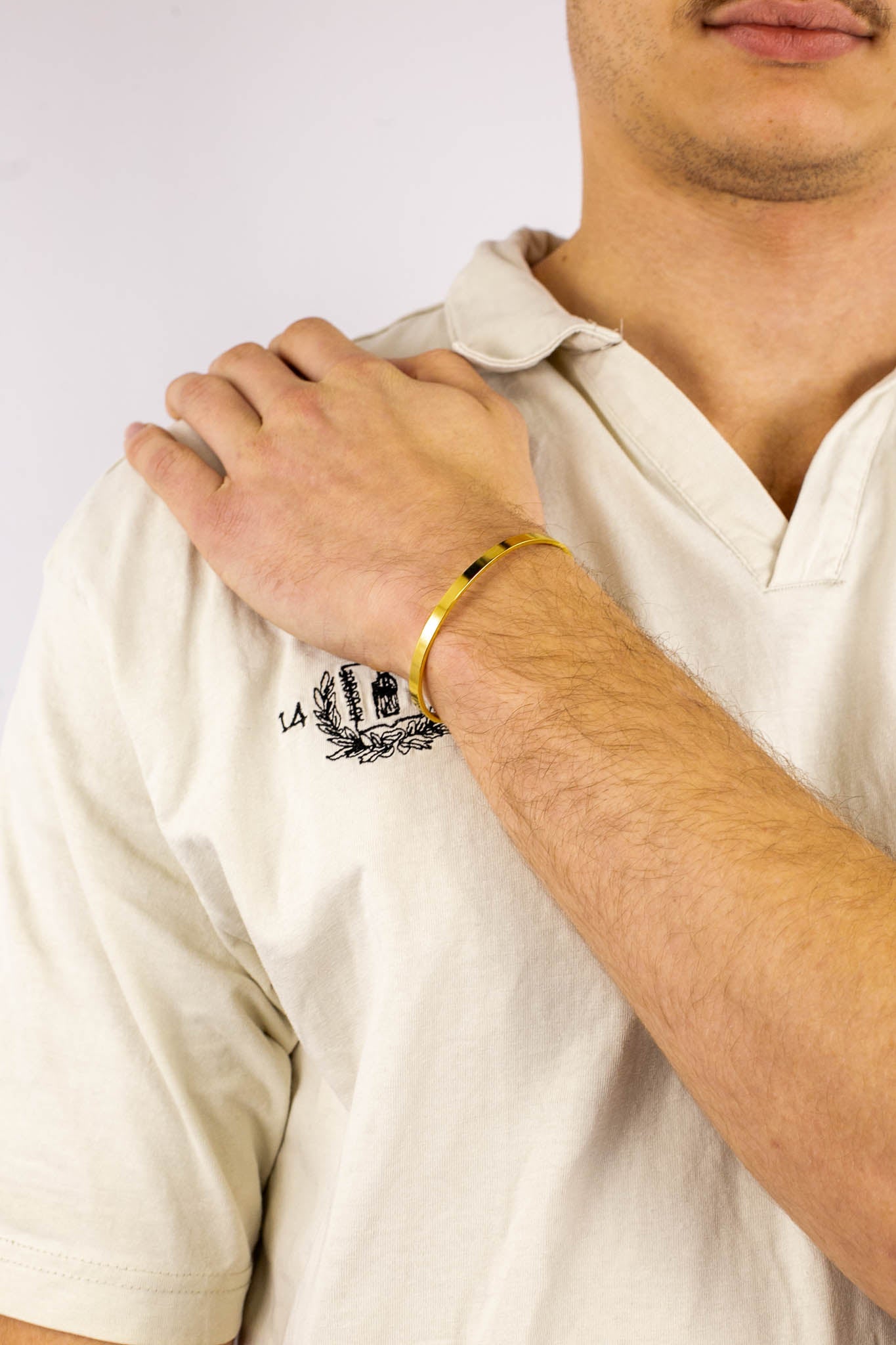 CUFF BRACELET