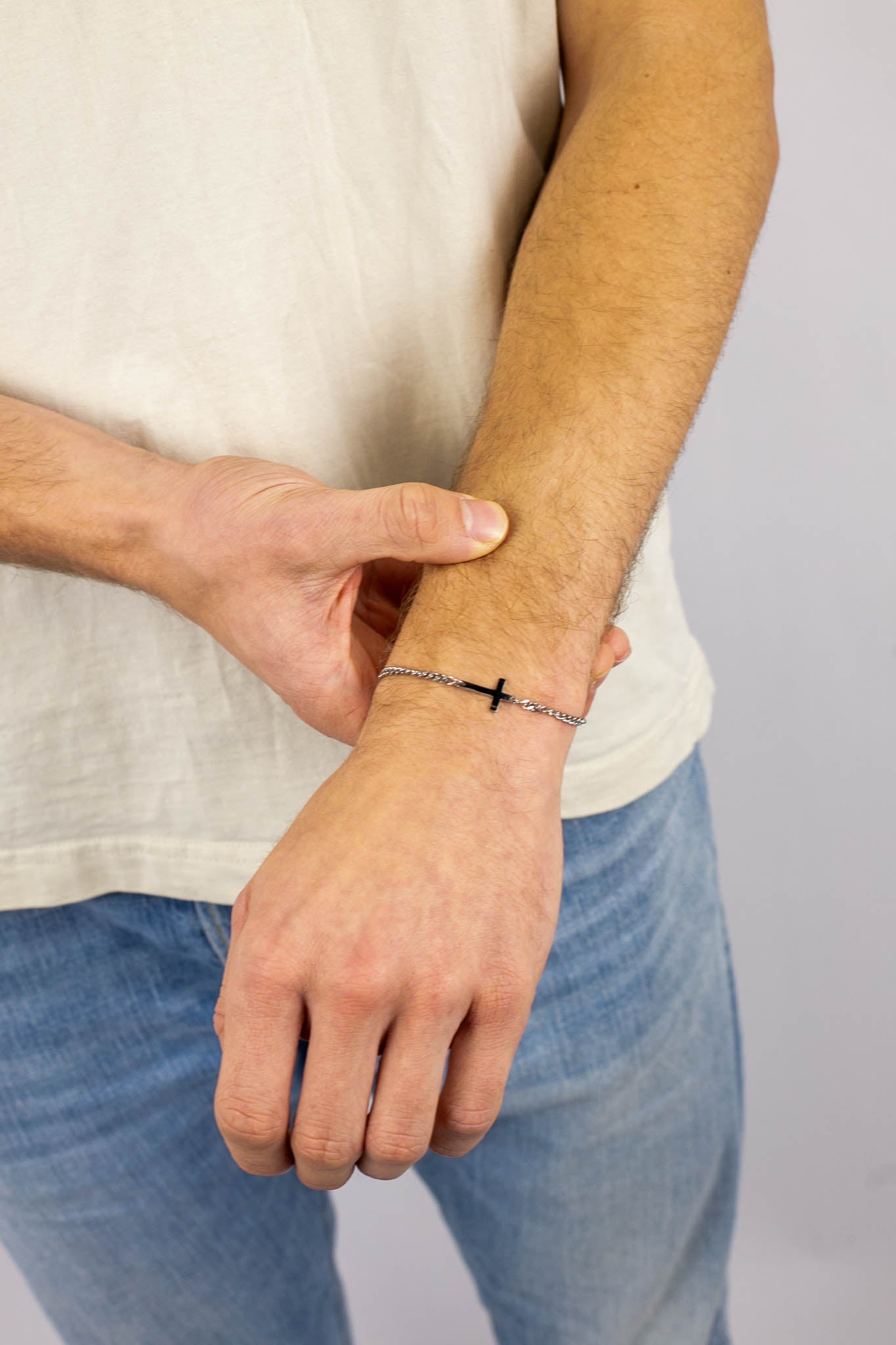 CROSS BRACELET