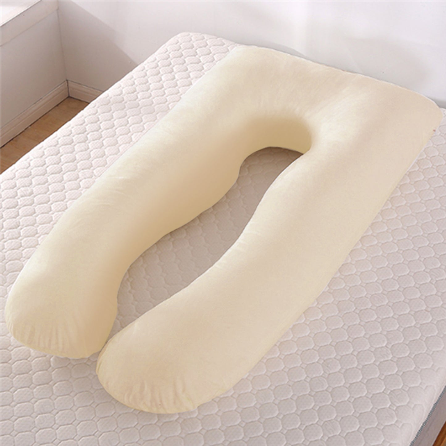 Sleep comfortably through every stage of pregnancy and beyond.
Designed with premium soft materials and ergonomic support, this U-shaped maternity pillow helps reduce pressure on your body and improves your overall sleep quality.
✅ Removable, washable cov