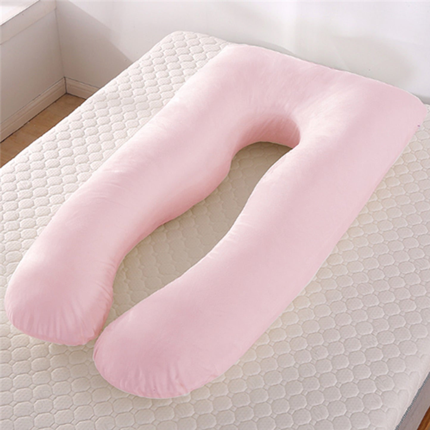 Sleep comfortably through every stage of pregnancy and beyond.
Designed with premium soft materials and ergonomic support, this U-shaped maternity pillow helps reduce pressure on your body and improves your overall sleep quality.
✅ Removable, washable cov